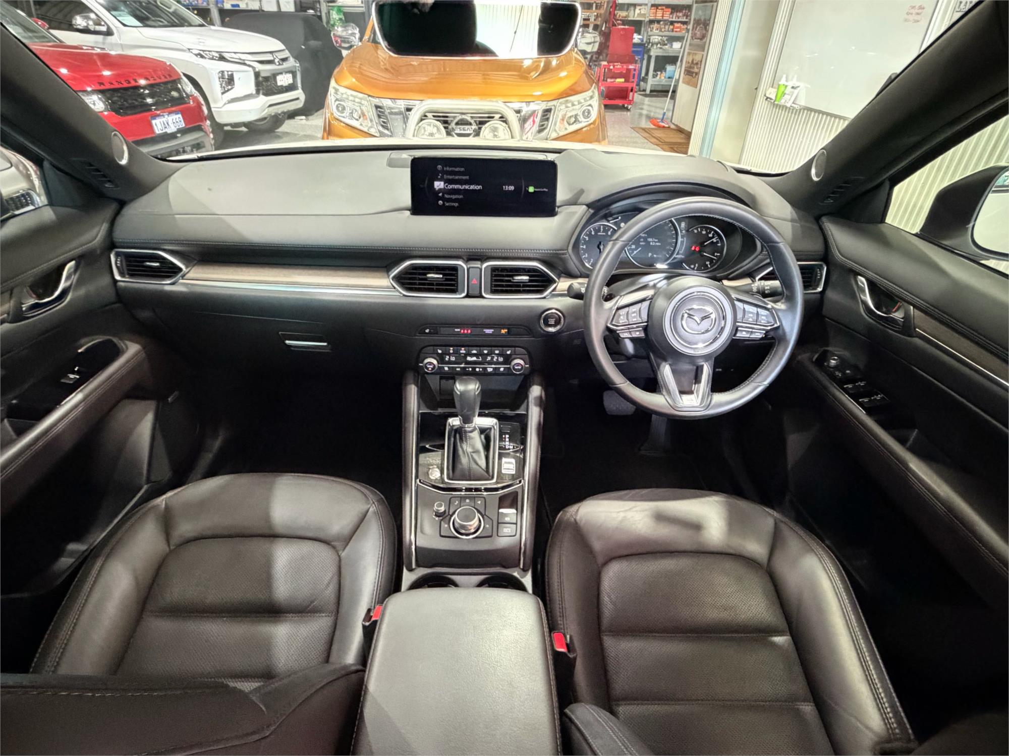 
								2022 Mazda CX-5 Akera full									