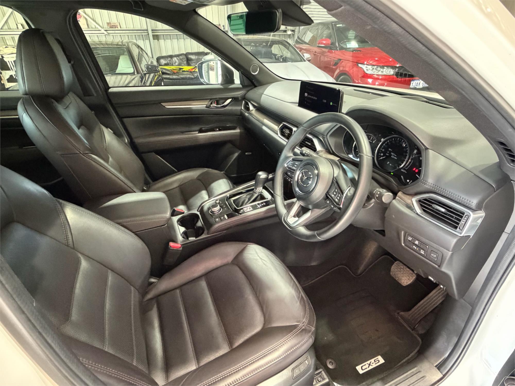
								2022 Mazda CX-5 Akera full									