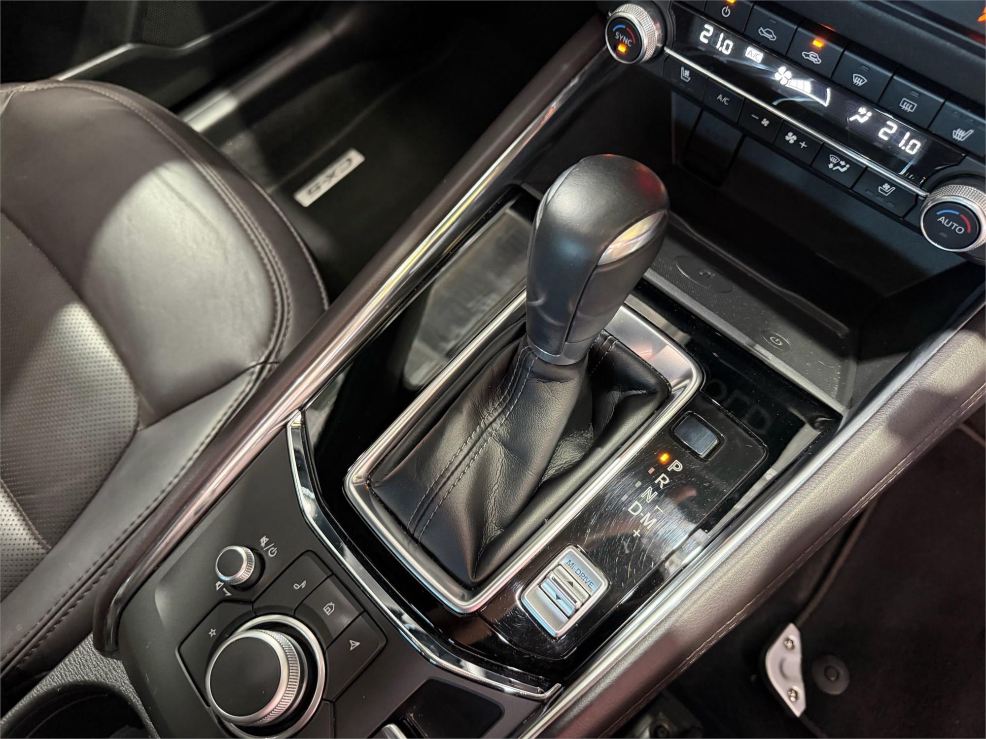 
								2022 Mazda CX-5 Akera full									