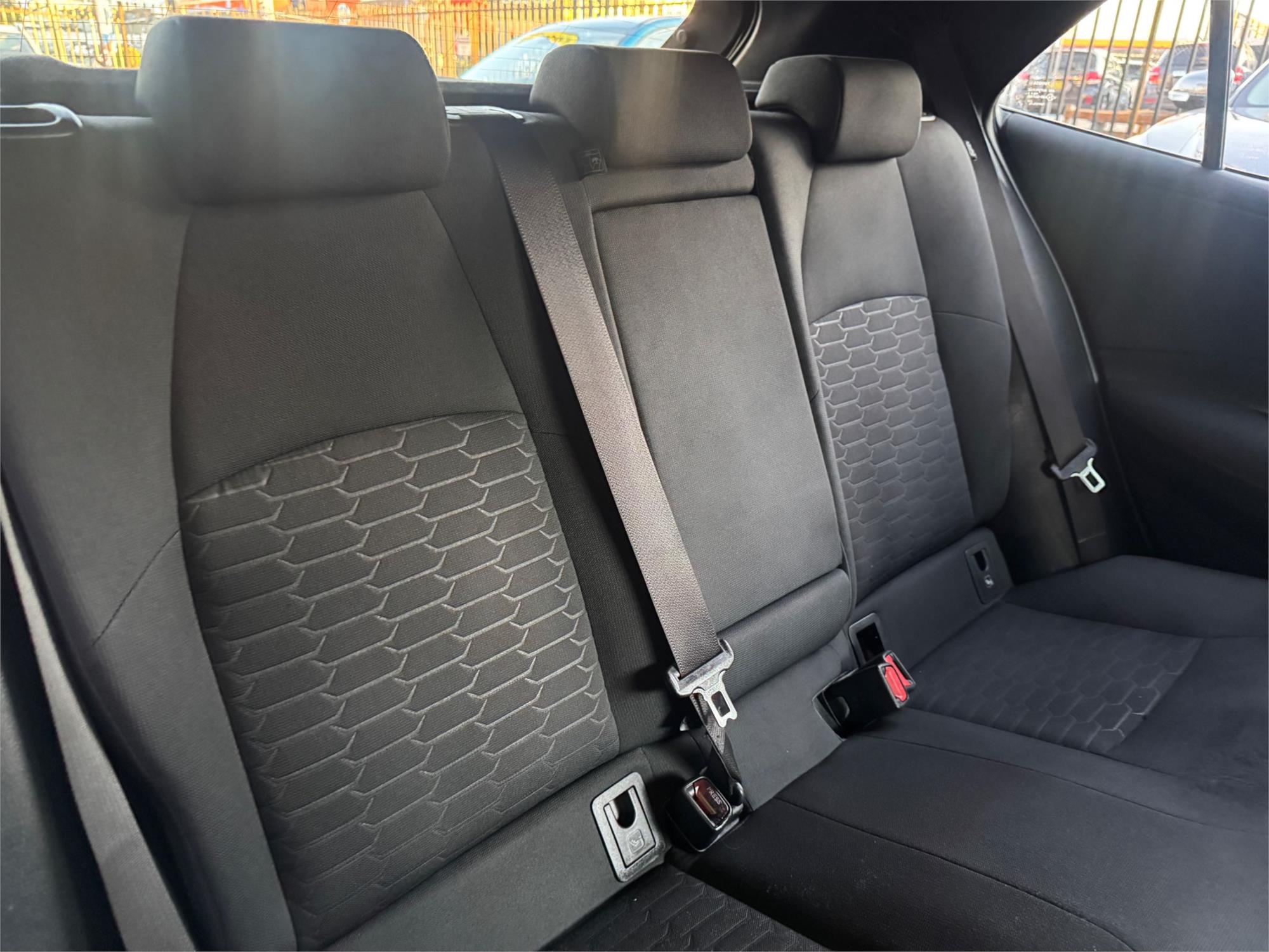 
								2019 Toyota Corolla SX Hybrid full									