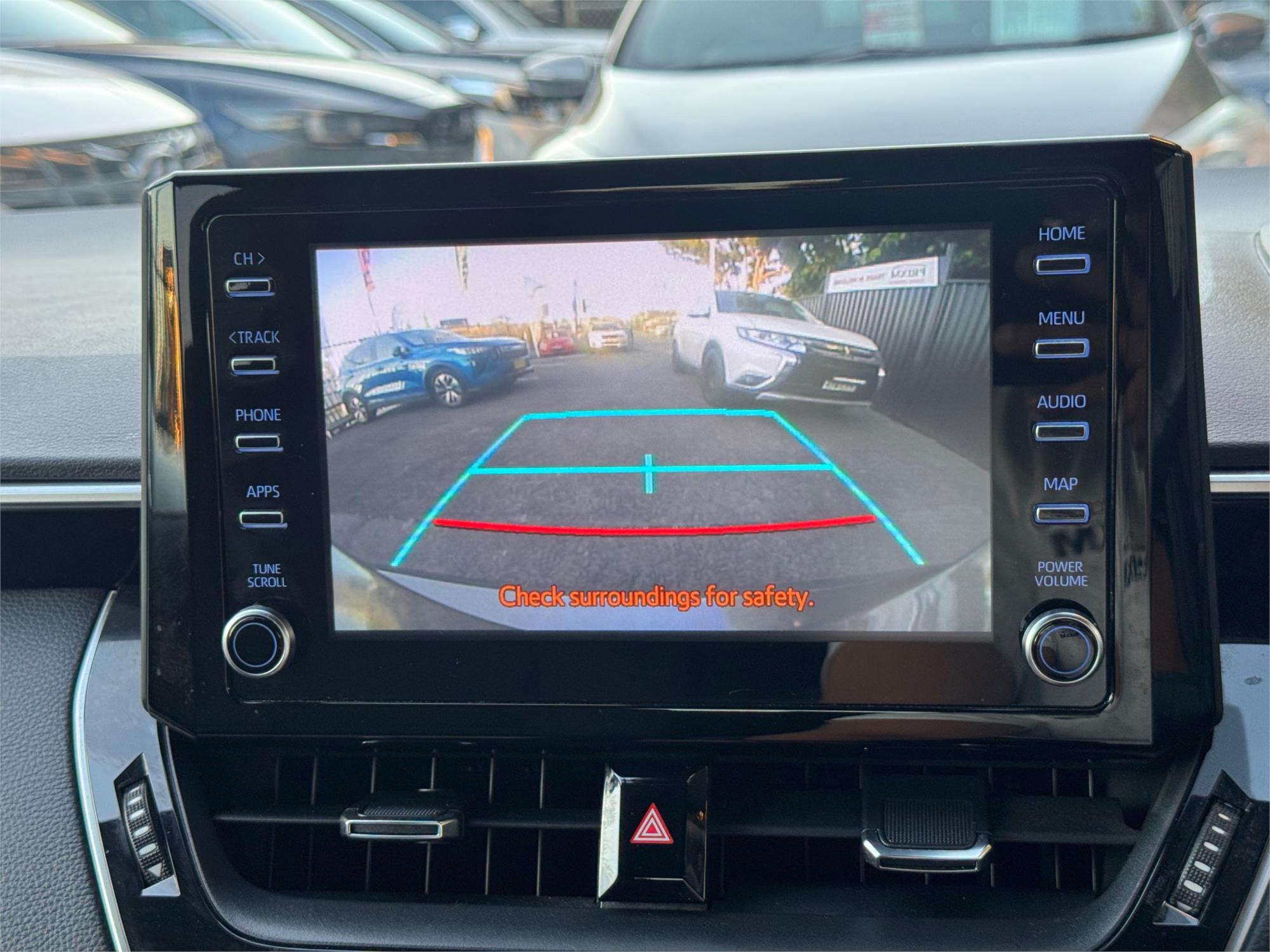 
								2019 Toyota Corolla SX Hybrid full									