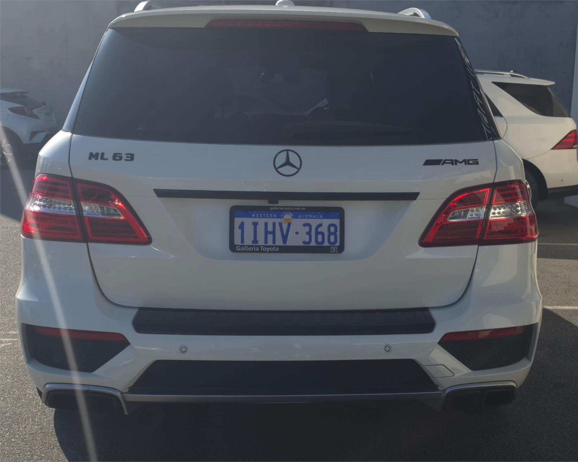 
								2012 Mercedes-Benz M-Class ML63 AMG full									