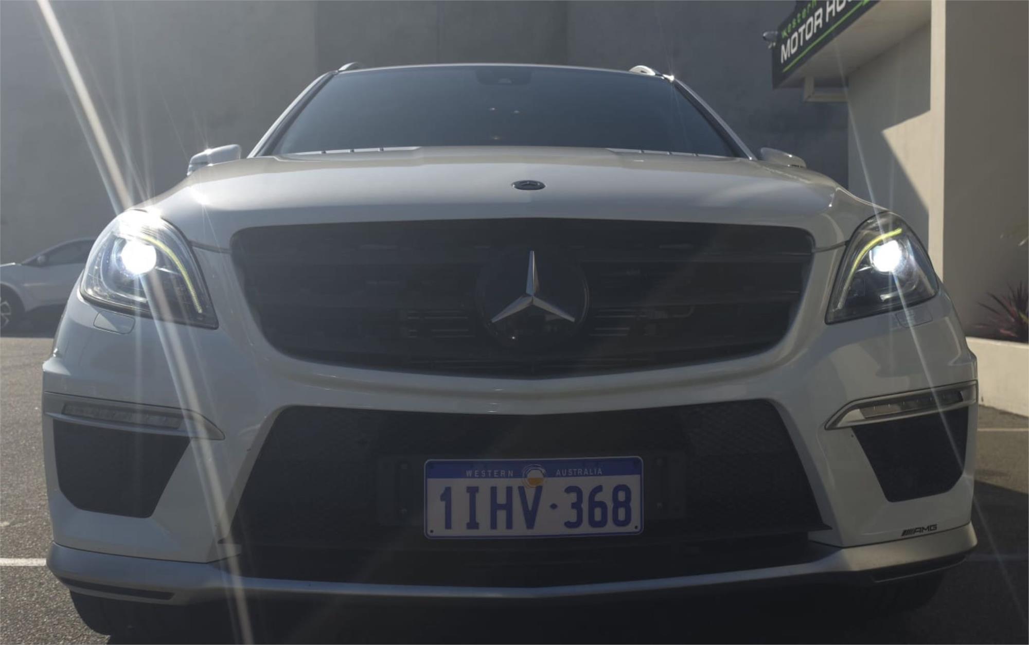 
								2012 Mercedes-Benz M-Class ML63 AMG full									