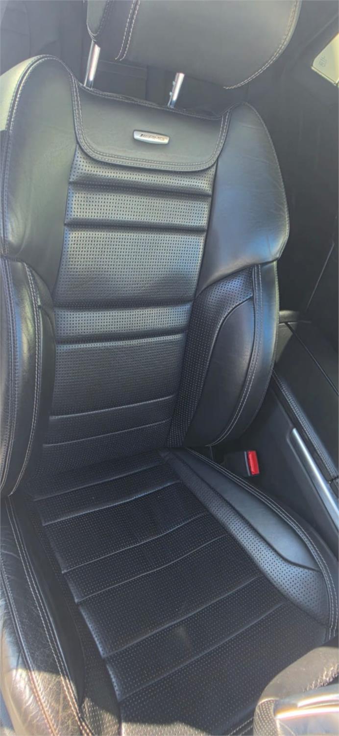 
								2012 Mercedes-Benz M-Class ML63 AMG full									