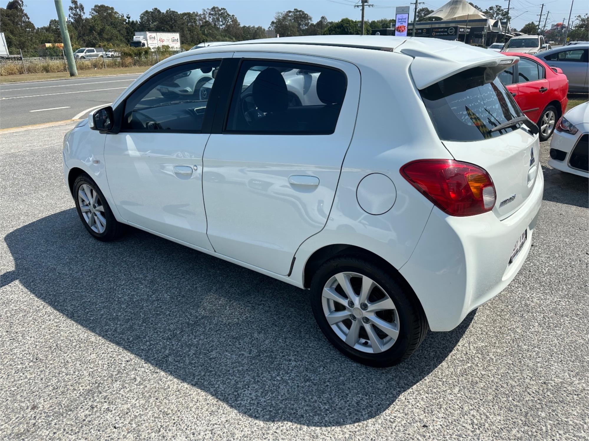 
								2013 Mitsubishi Mirage LS full									