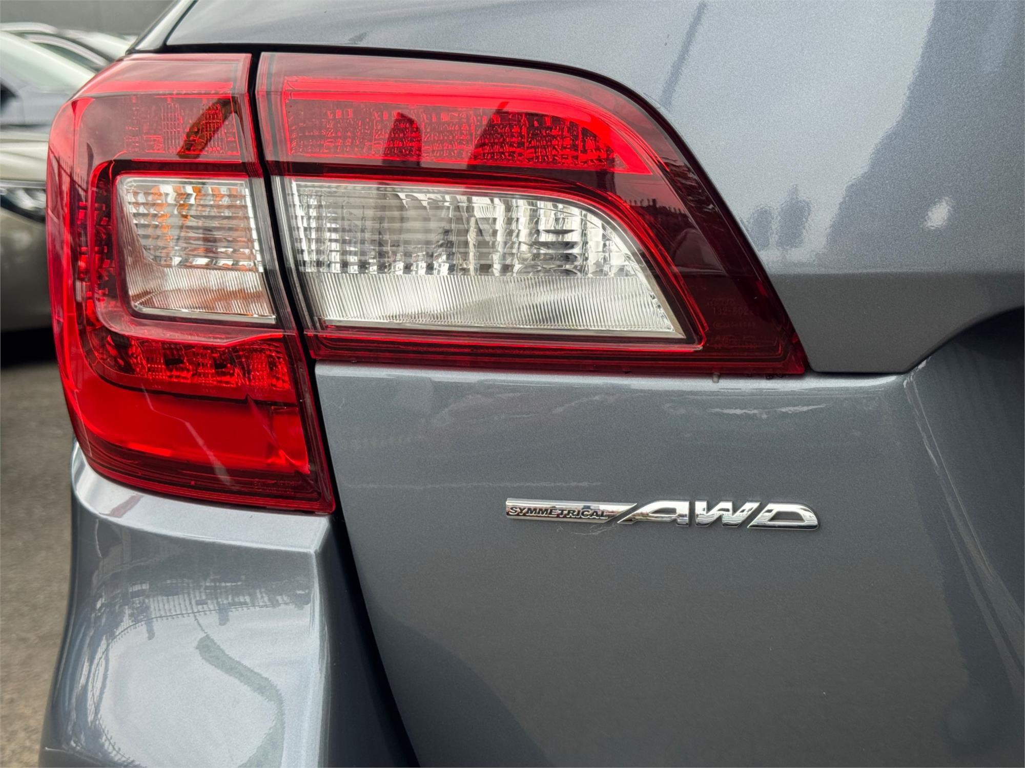 
								2018 Subaru Outback 2.5i Premium full									