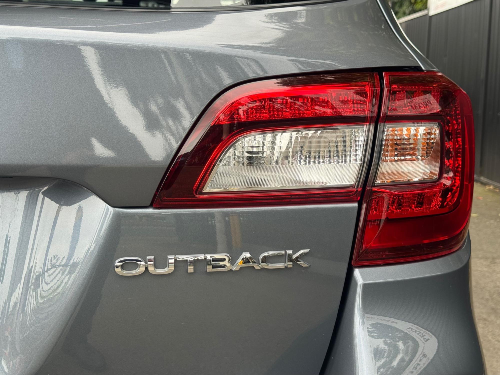 
								2018 Subaru Outback 2.5i Premium full									
