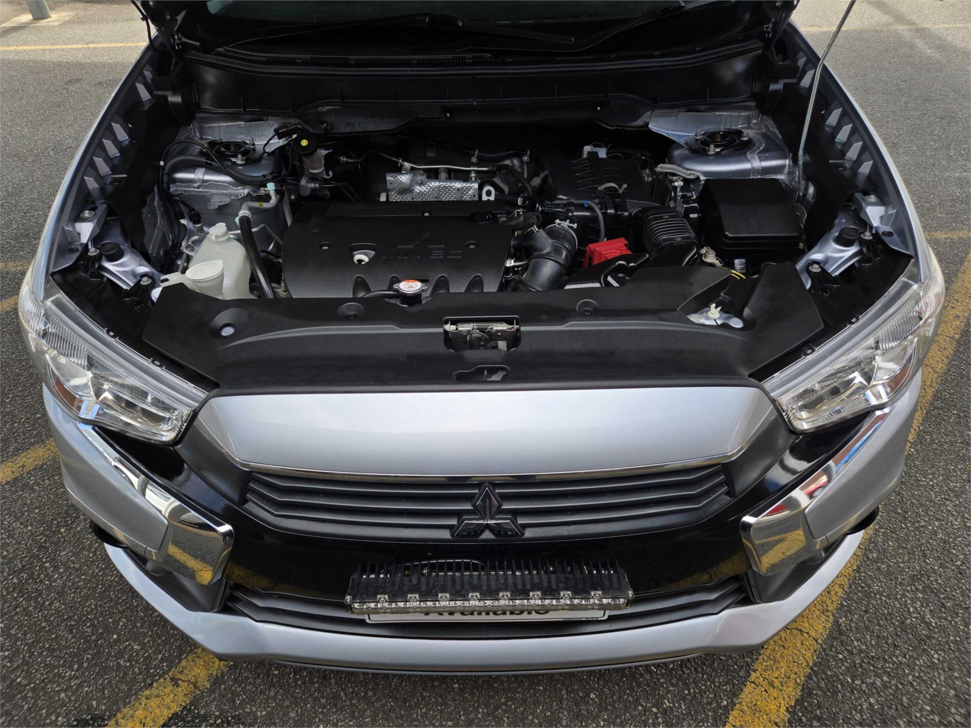
								2017 Mitsubishi ASX LS full									