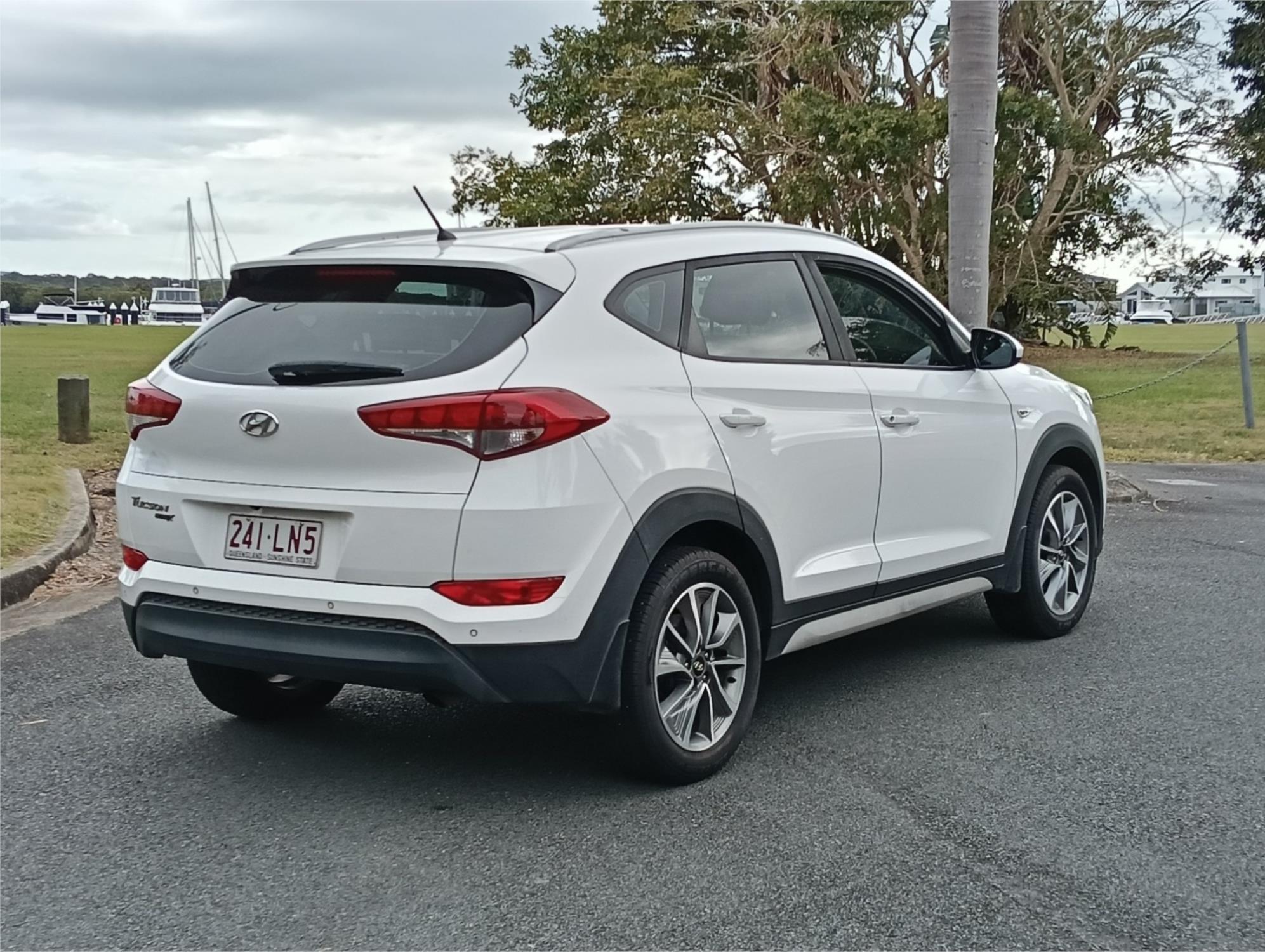 
								2018 HYUNDAI TUCSON ACTIVE X (FWD) full									