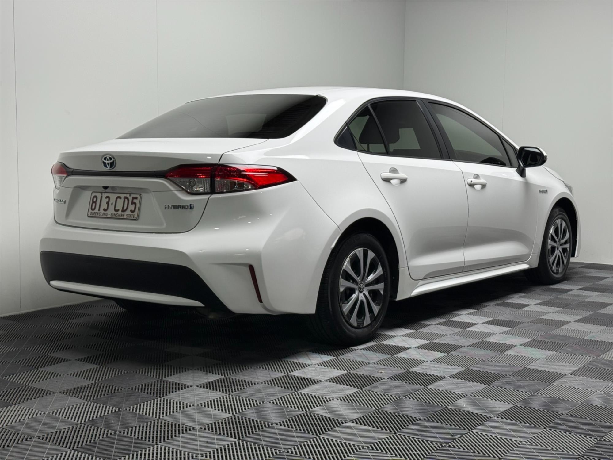 
								2019 TOYOTA COROLLA ASCENT SPORT HYBRID full									