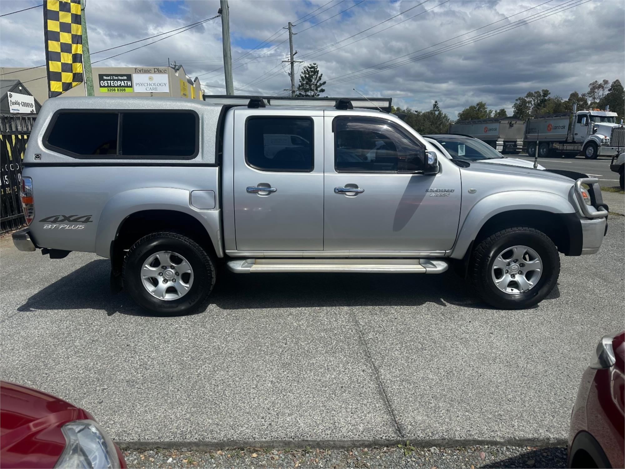 
								2010 Mazda BT-50 SDX full									