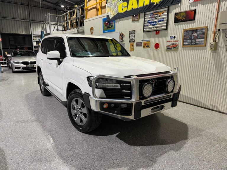 2024 Toyota Landcruiser GXL