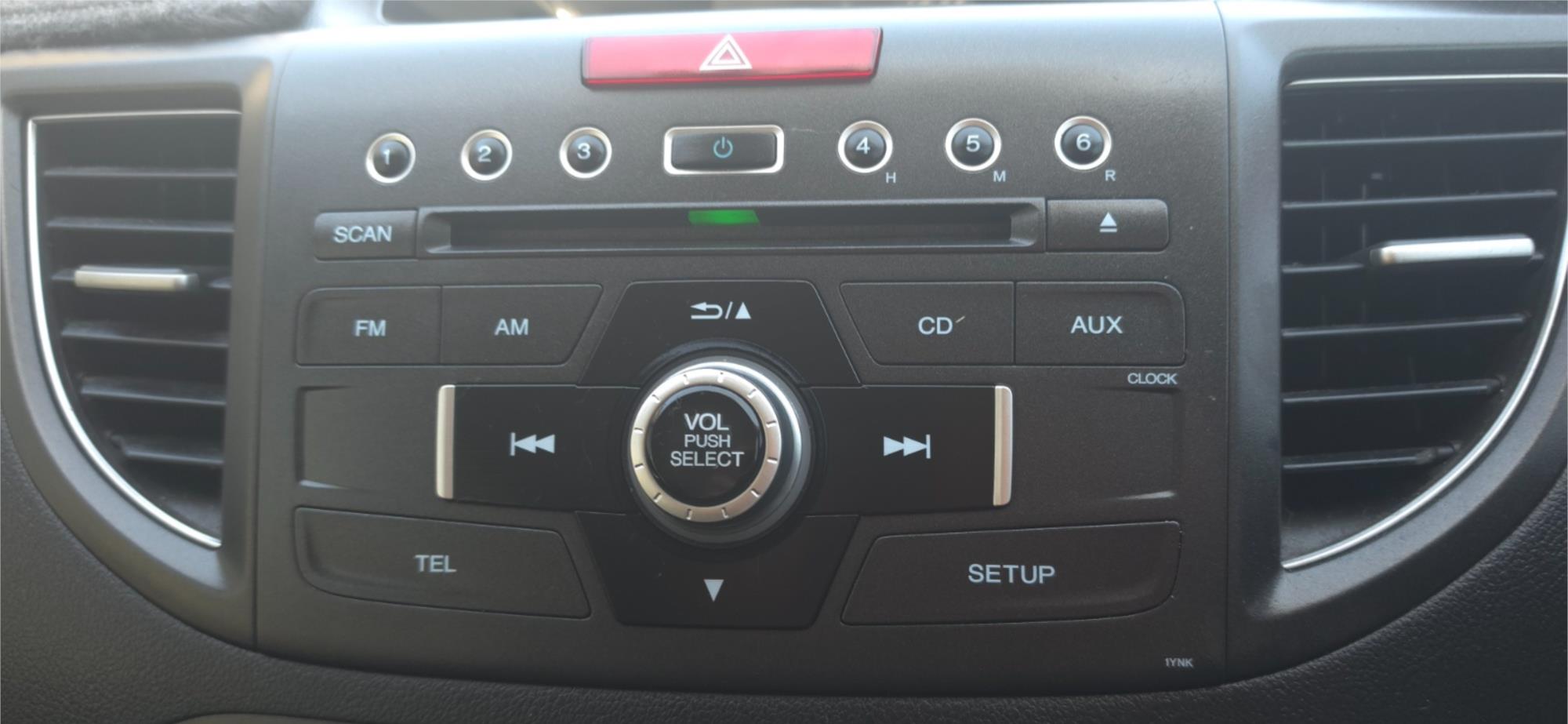
								2014 Honda CR-V VTi full									