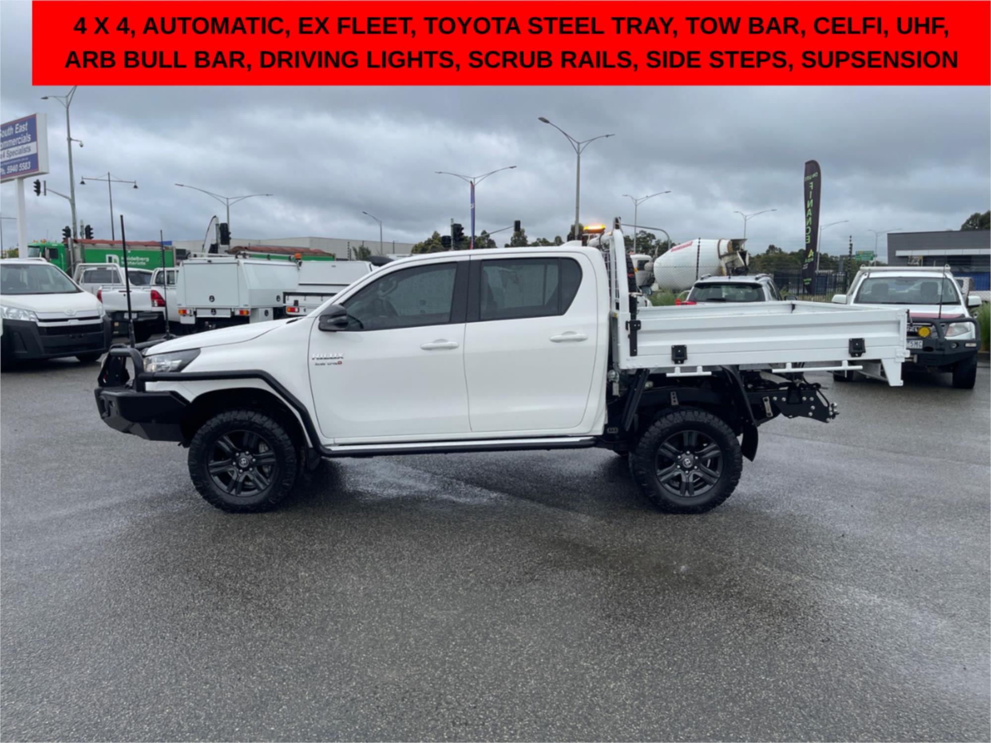 
								2023 Toyota Hilux SR full									