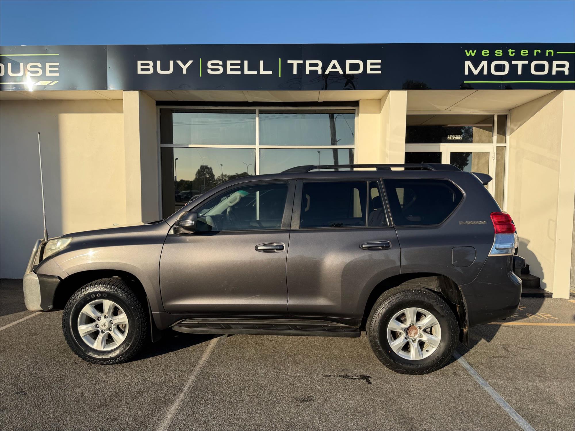 
								2012 Toyota Landcruiser Prado GXL full									