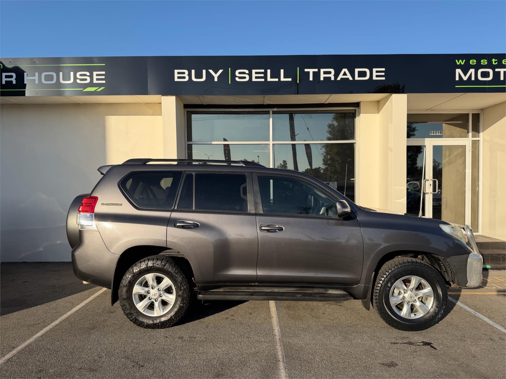
								2012 Toyota Landcruiser Prado GXL full									