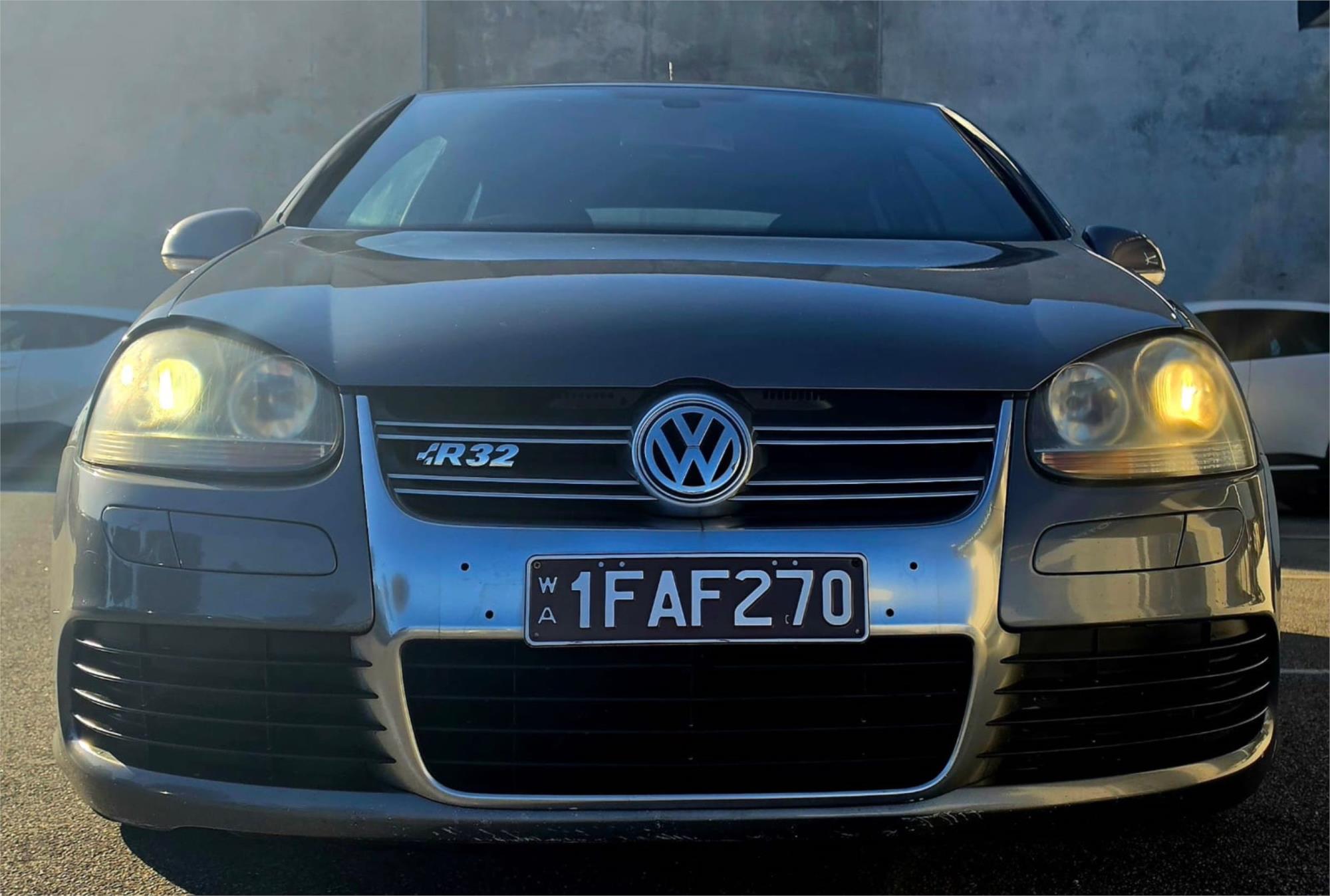 
								2007 Volkswagen Golf R32 full									