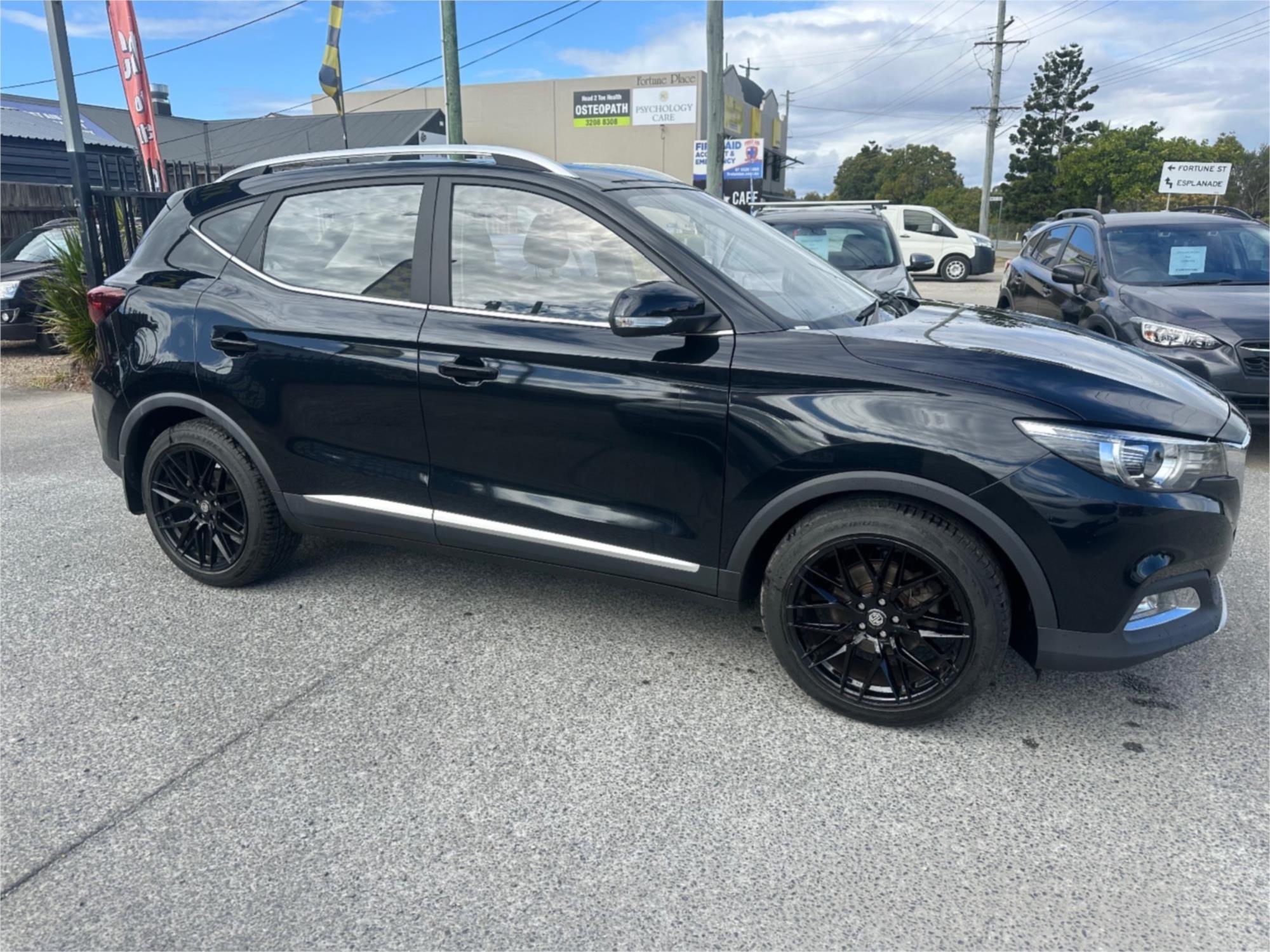 
								2020 MG ZS Essence full									
