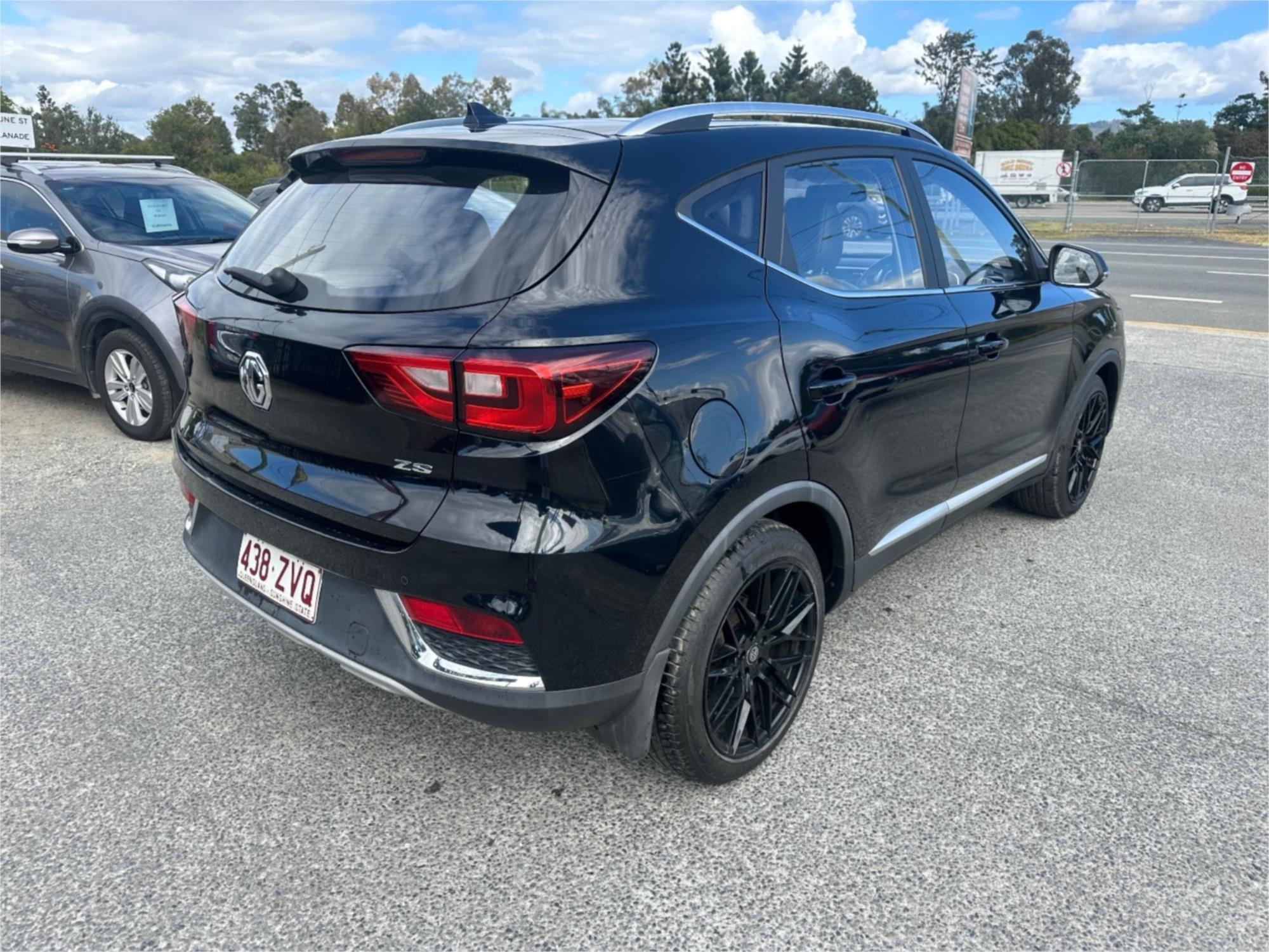 
								2020 MG ZS Essence full									