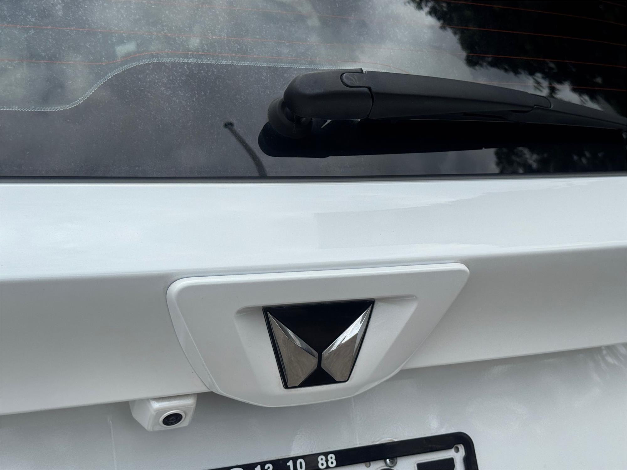 
								2024 Mahindra XUV700 AX7L full									