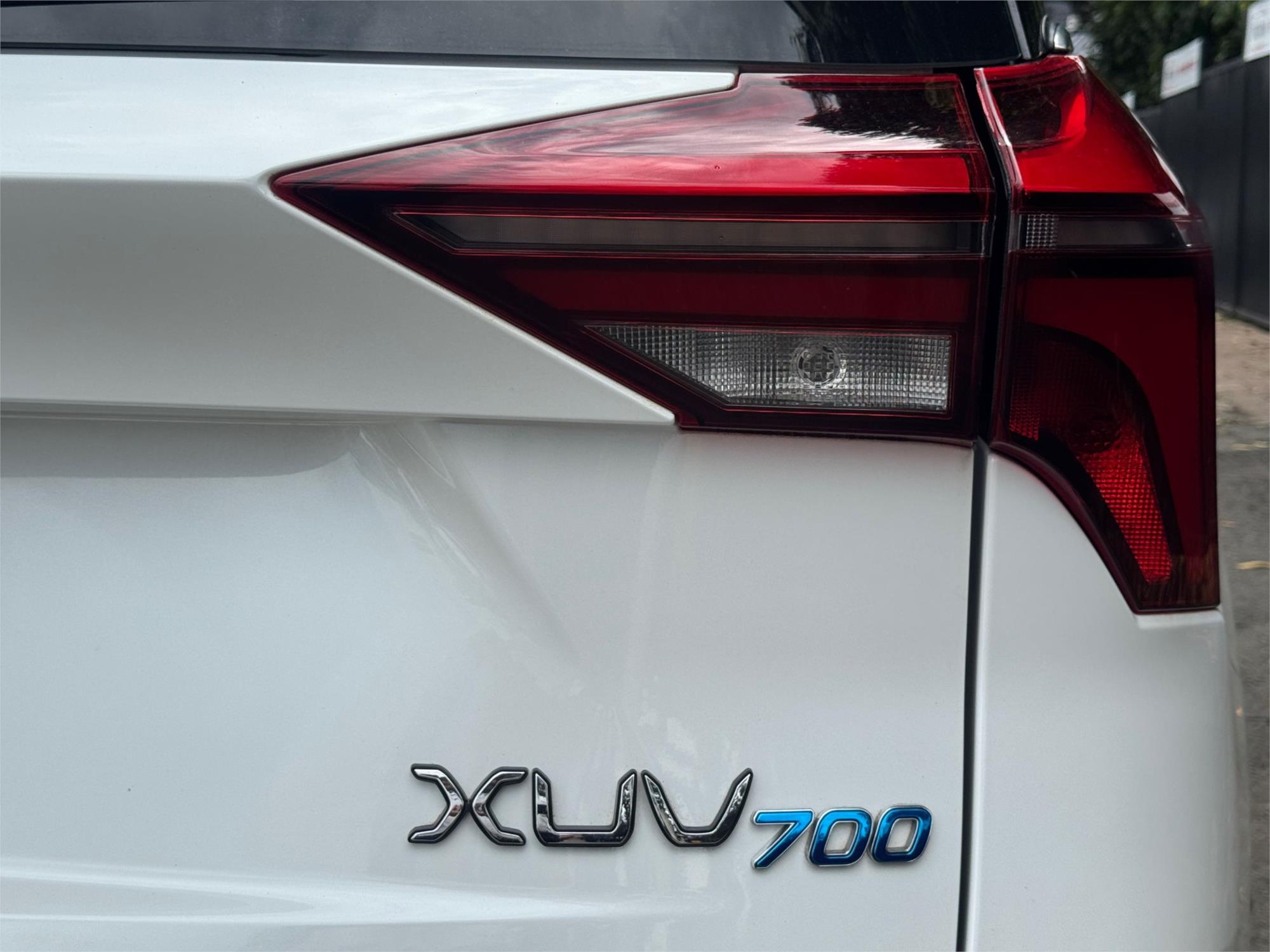 
								2024 Mahindra XUV700 AX7L full									