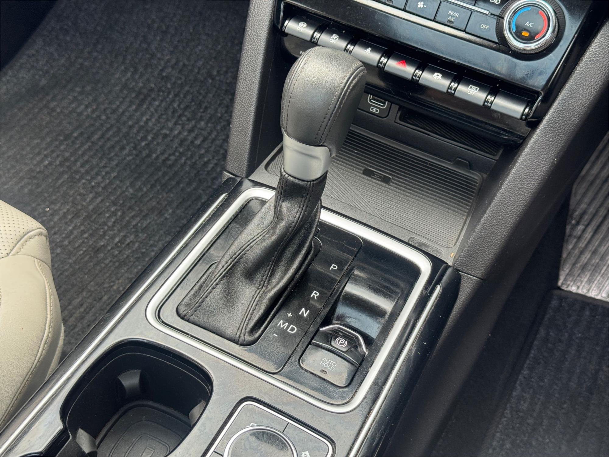 
								2024 Mahindra XUV700 AX7L full									