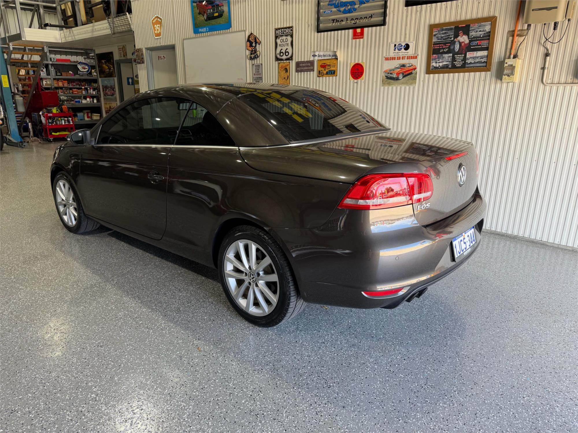
								2012 Volkswagen Eos 155TSI full									