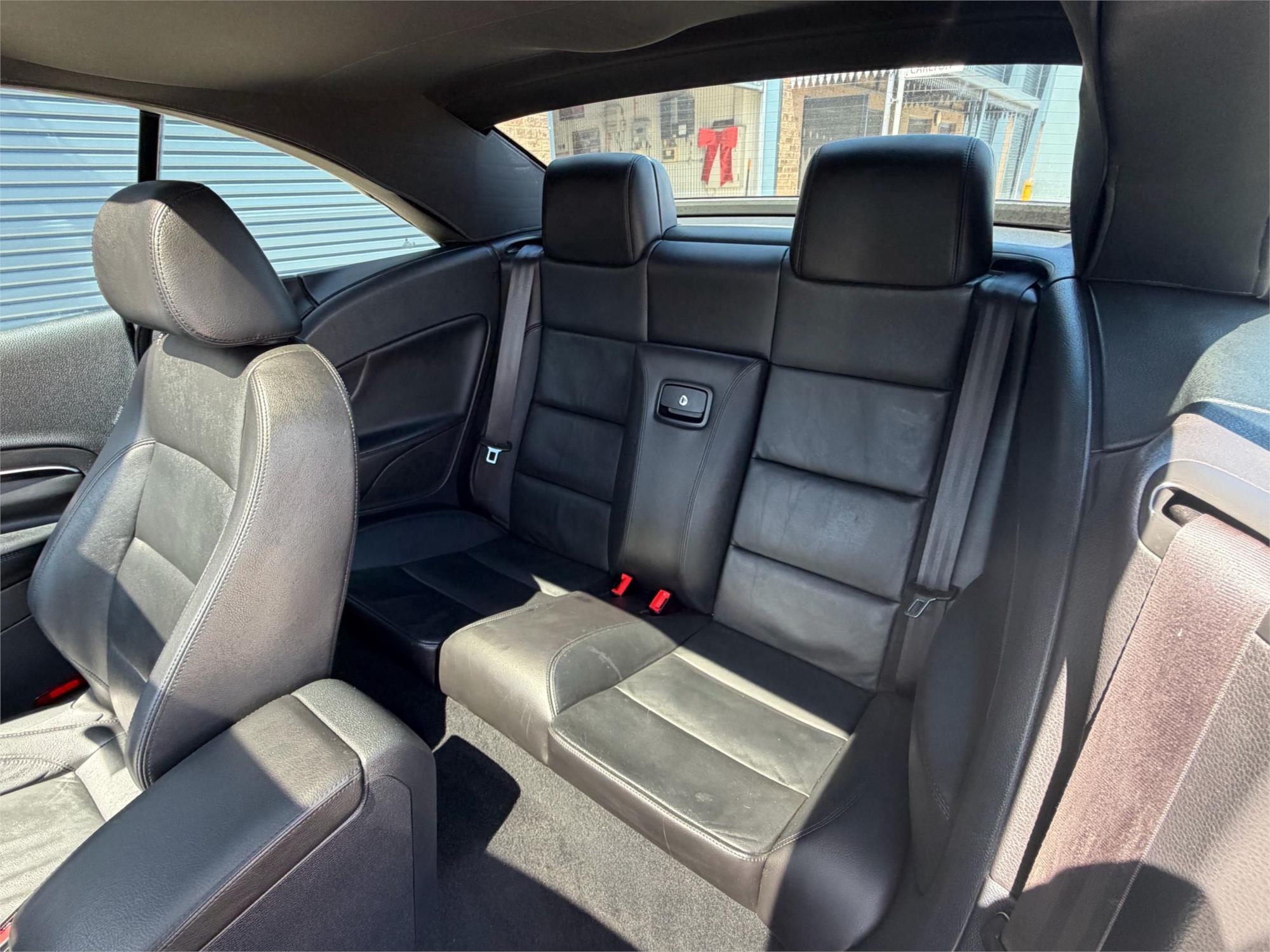 
								2012 Volkswagen Eos 155TSI full									