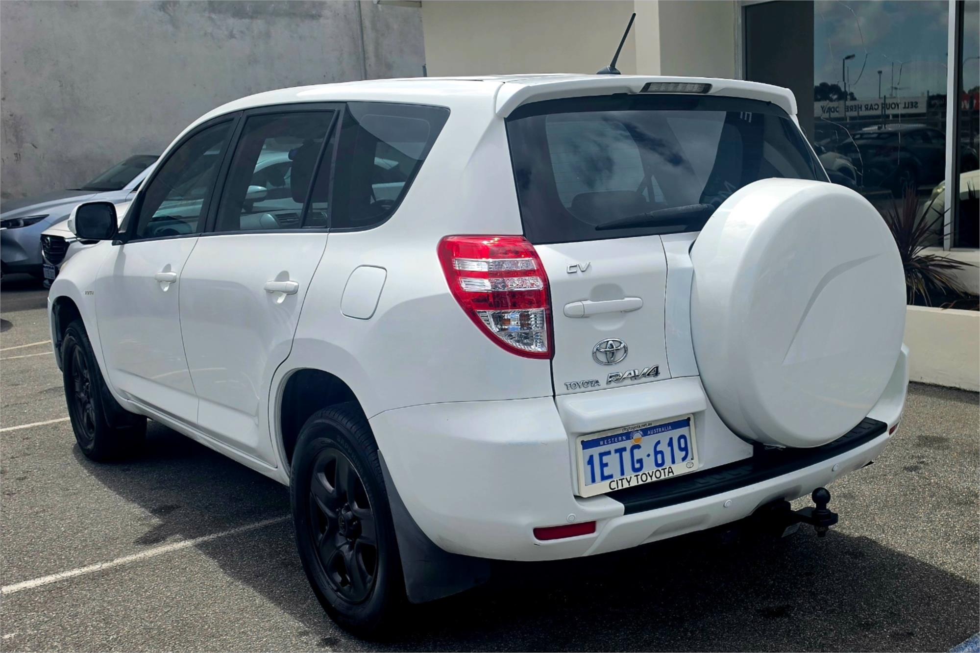 
								2008 Toyota RAV4 CV full									