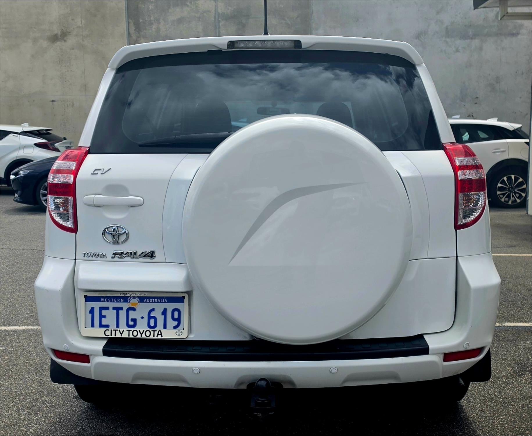 
								2008 Toyota RAV4 CV full									
