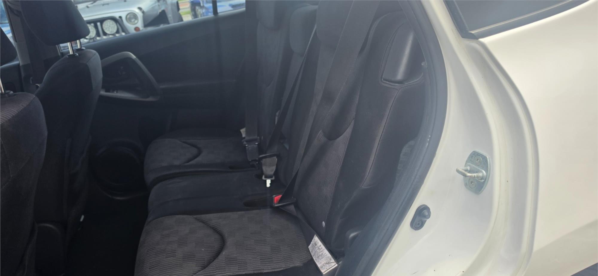 
								2008 Toyota RAV4 CV full									