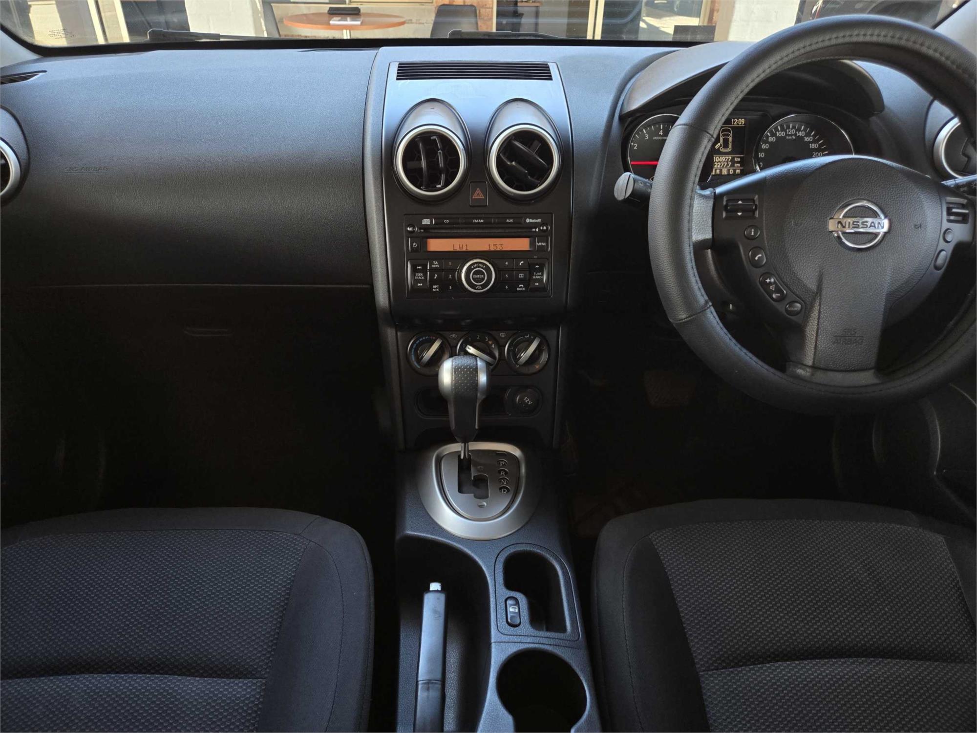
								2010 Nissan Dualis ST full									