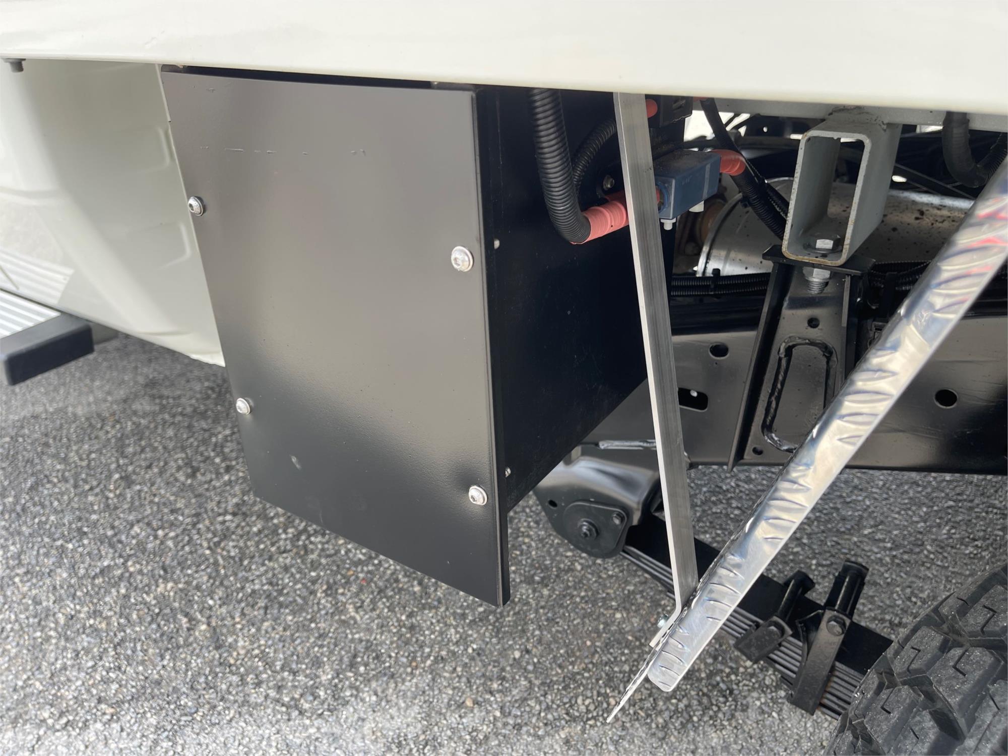 
								2018 Toyota Landcruiser GXL full									