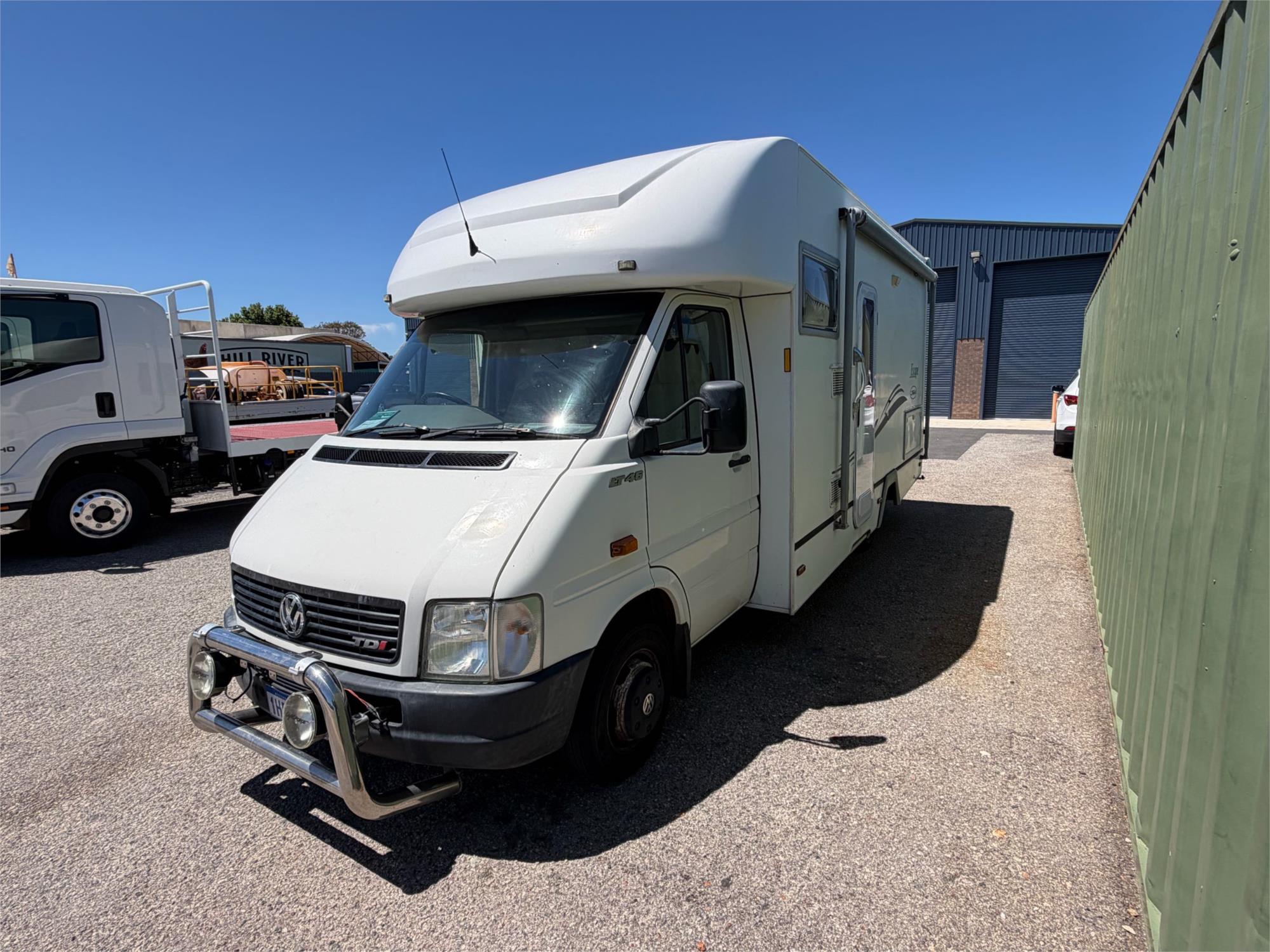 
								2006 VW LT46 full									