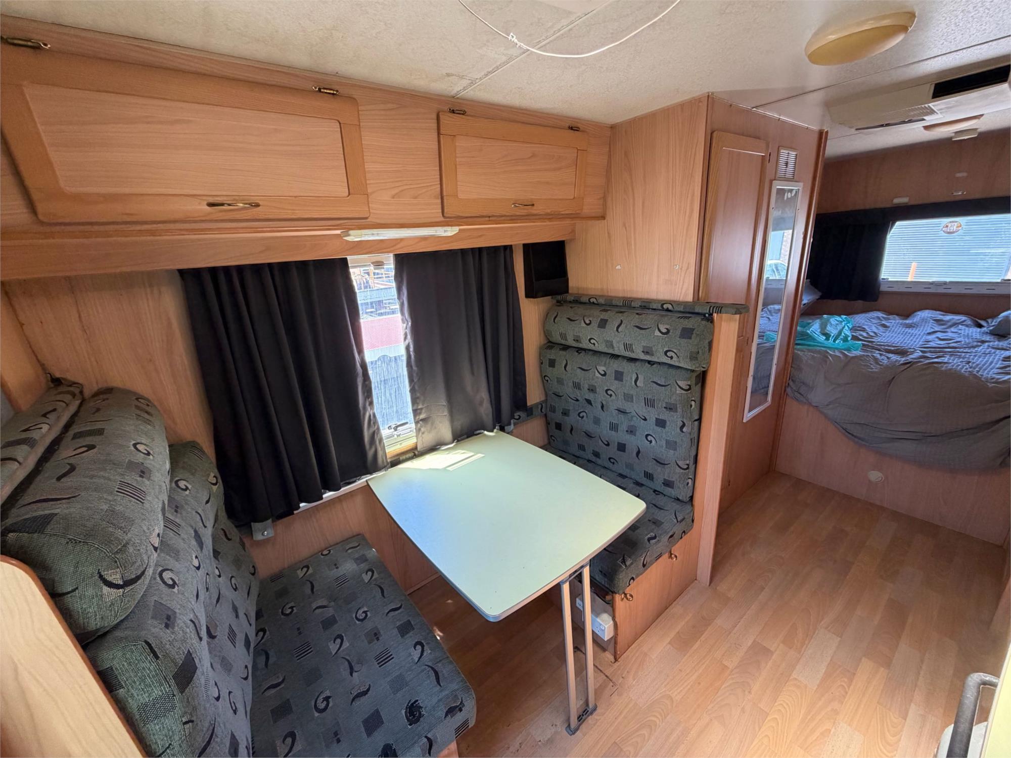 
								2006 VW LT46 full									