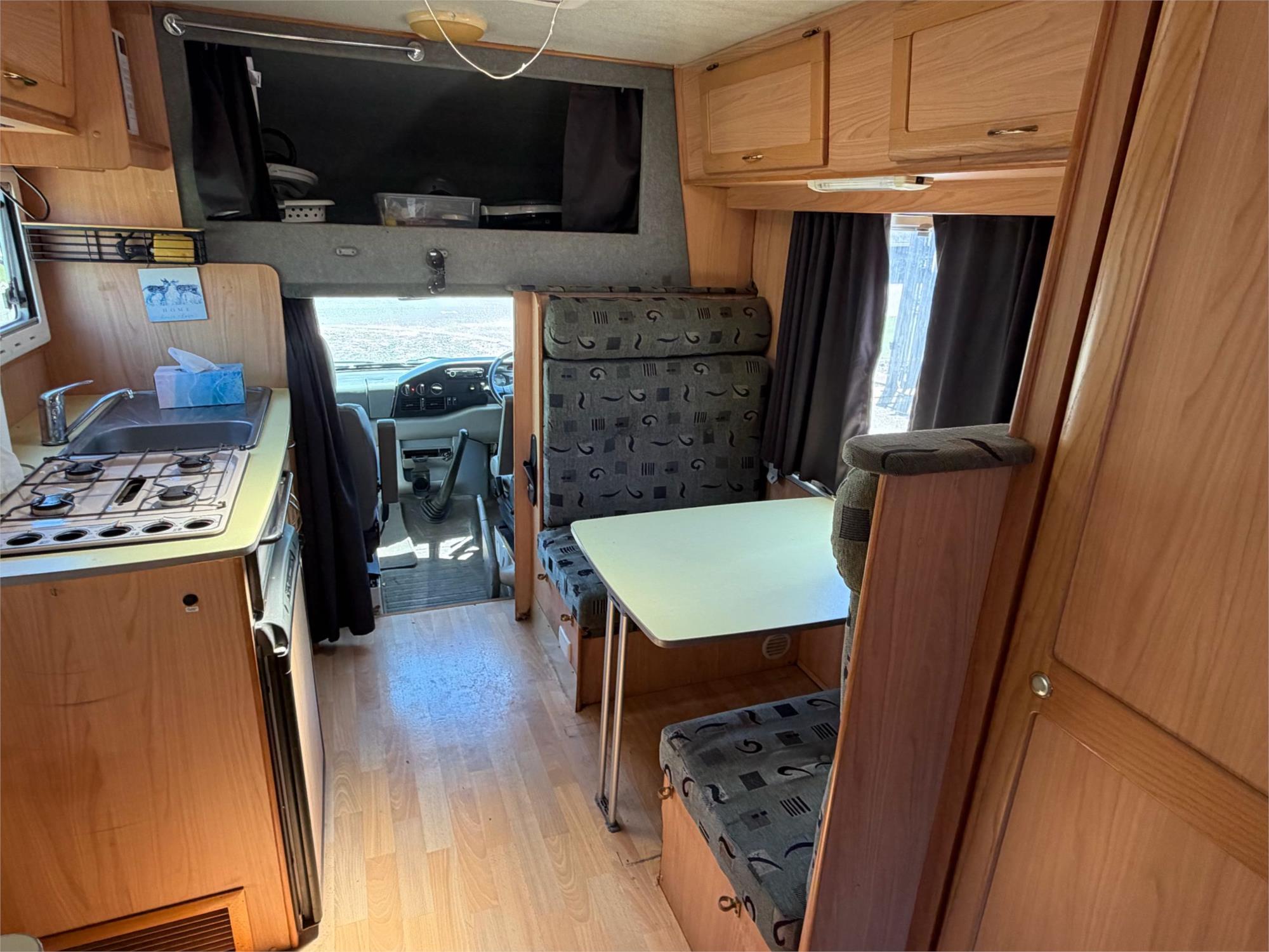 
								2006 VW LT46 full									