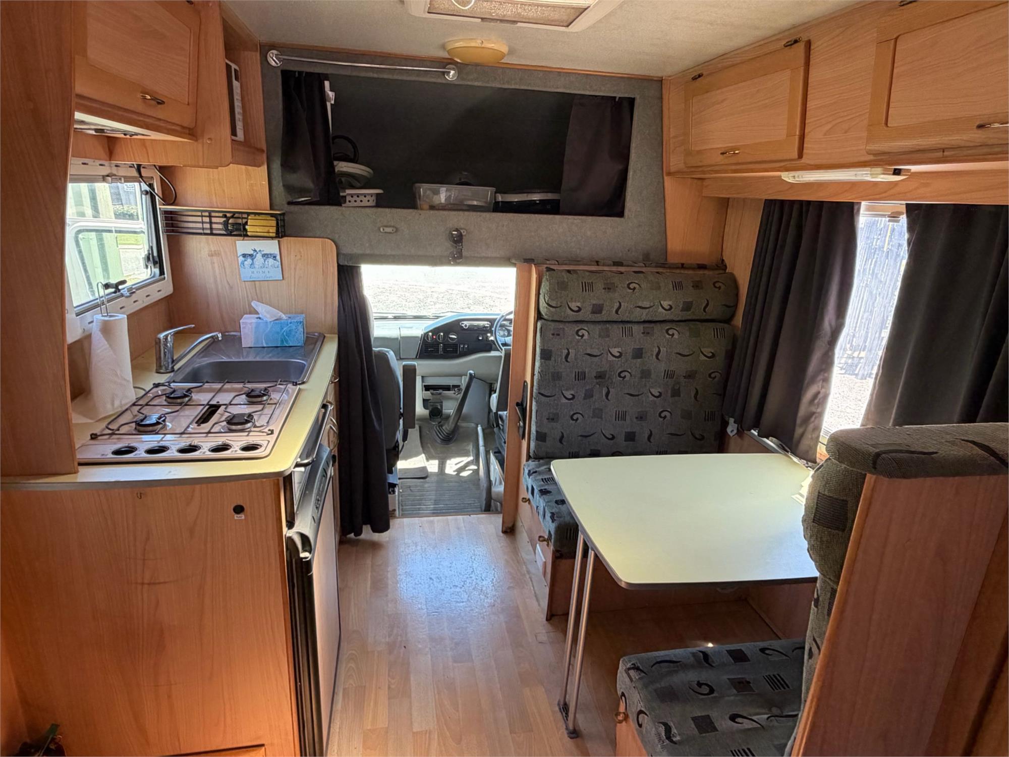 
								2006 VW LT46 full									