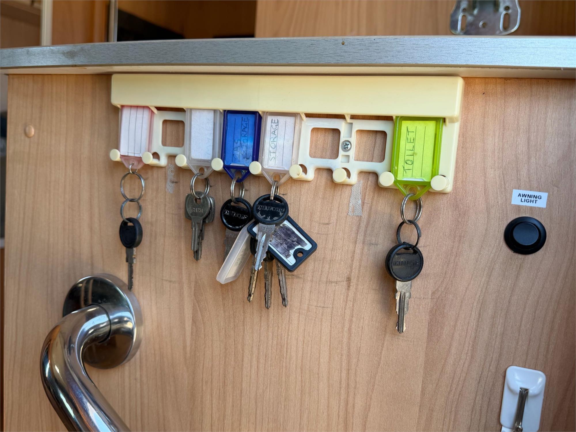 
								2006 VW LT46 full									