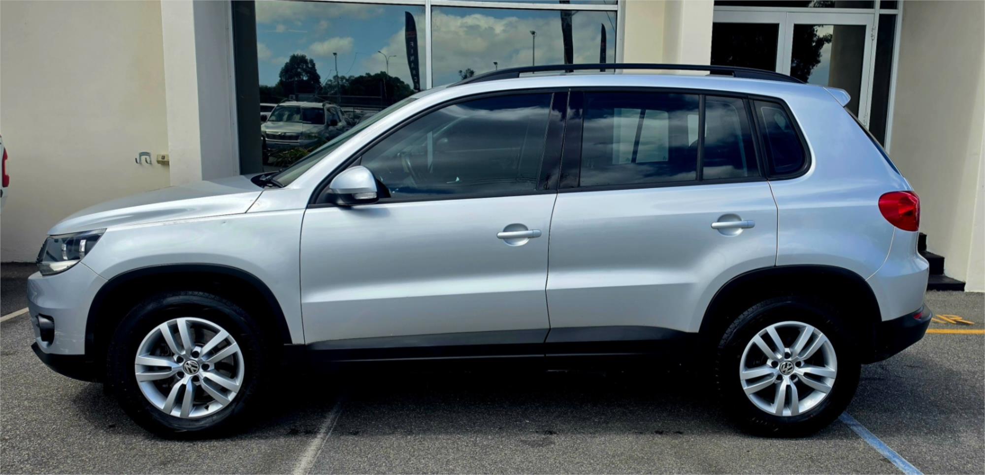 
								2012 Volkswagen Tiguan 103TDI full									