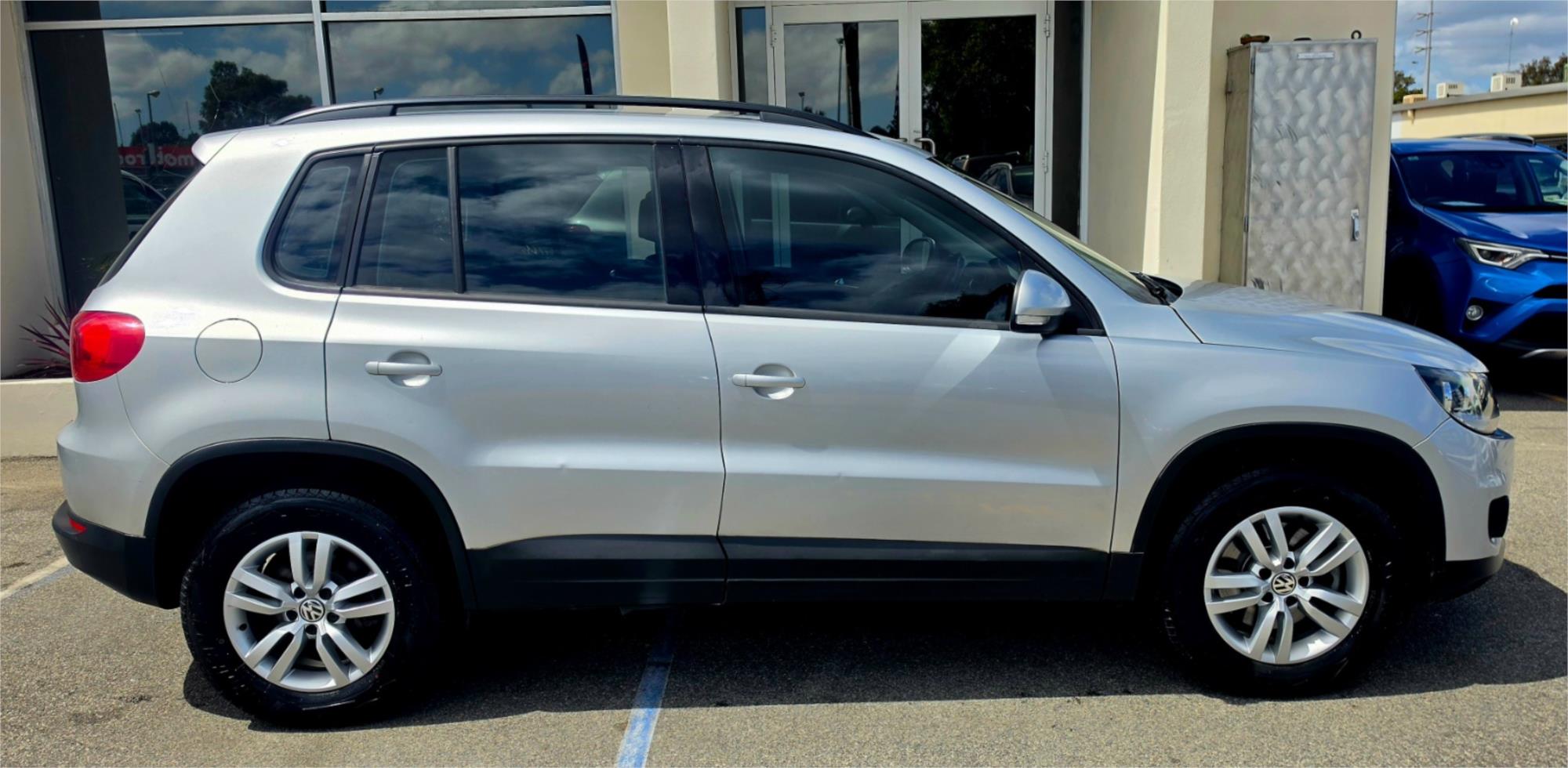 
								2012 Volkswagen Tiguan 103TDI full									