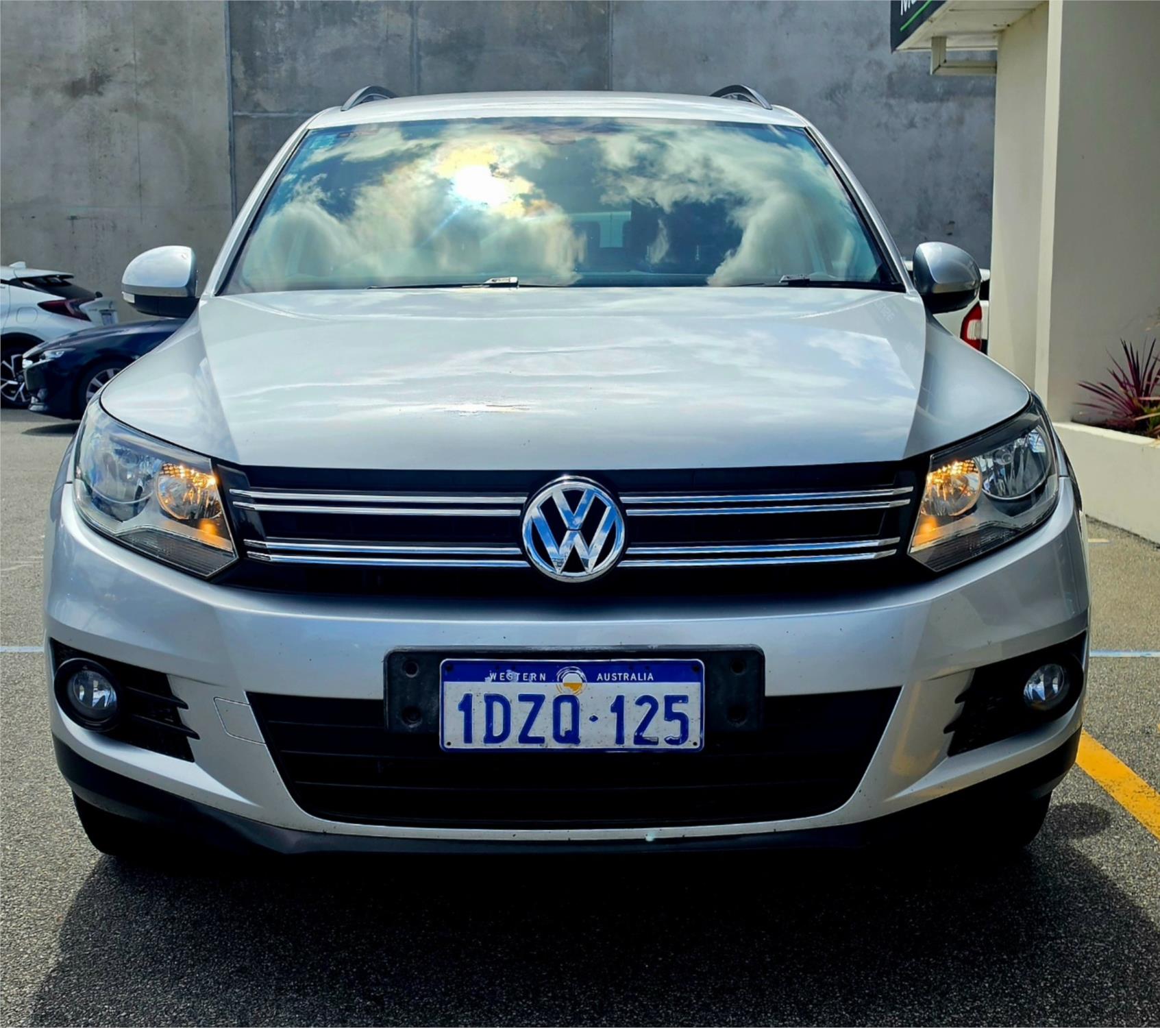 
								2012 Volkswagen Tiguan 103TDI full									