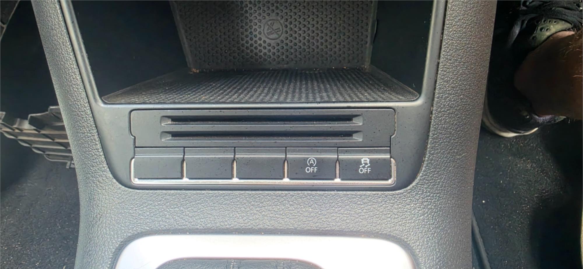 
								2012 Volkswagen Tiguan 103TDI full									