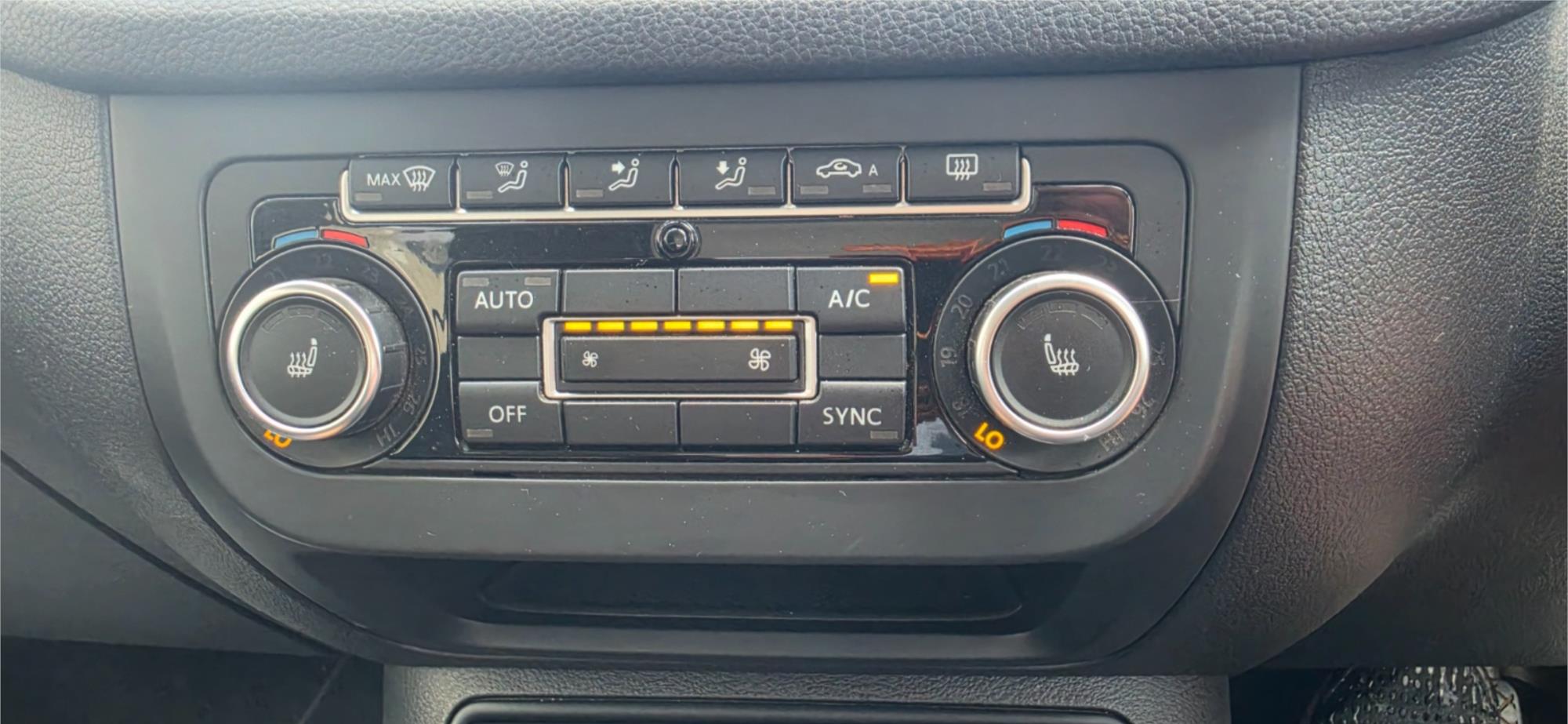 
								2012 Volkswagen Tiguan 103TDI full									