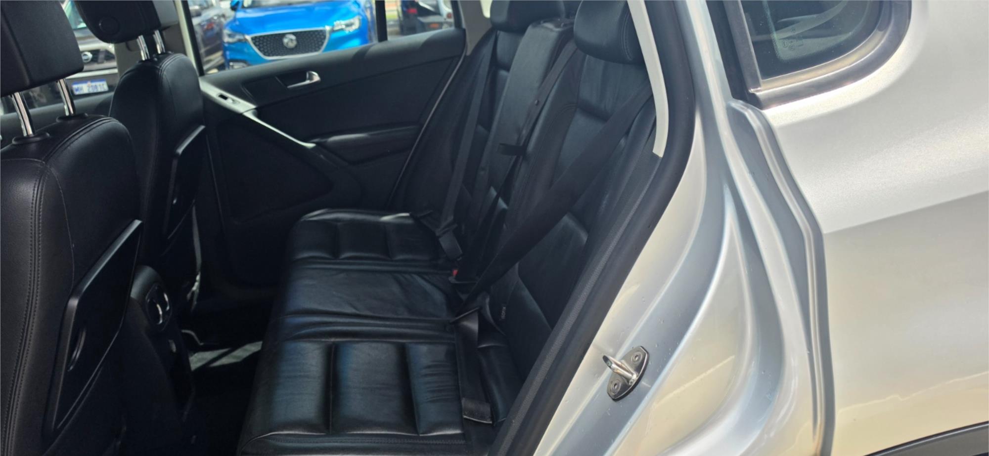 
								2012 Volkswagen Tiguan 103TDI full									