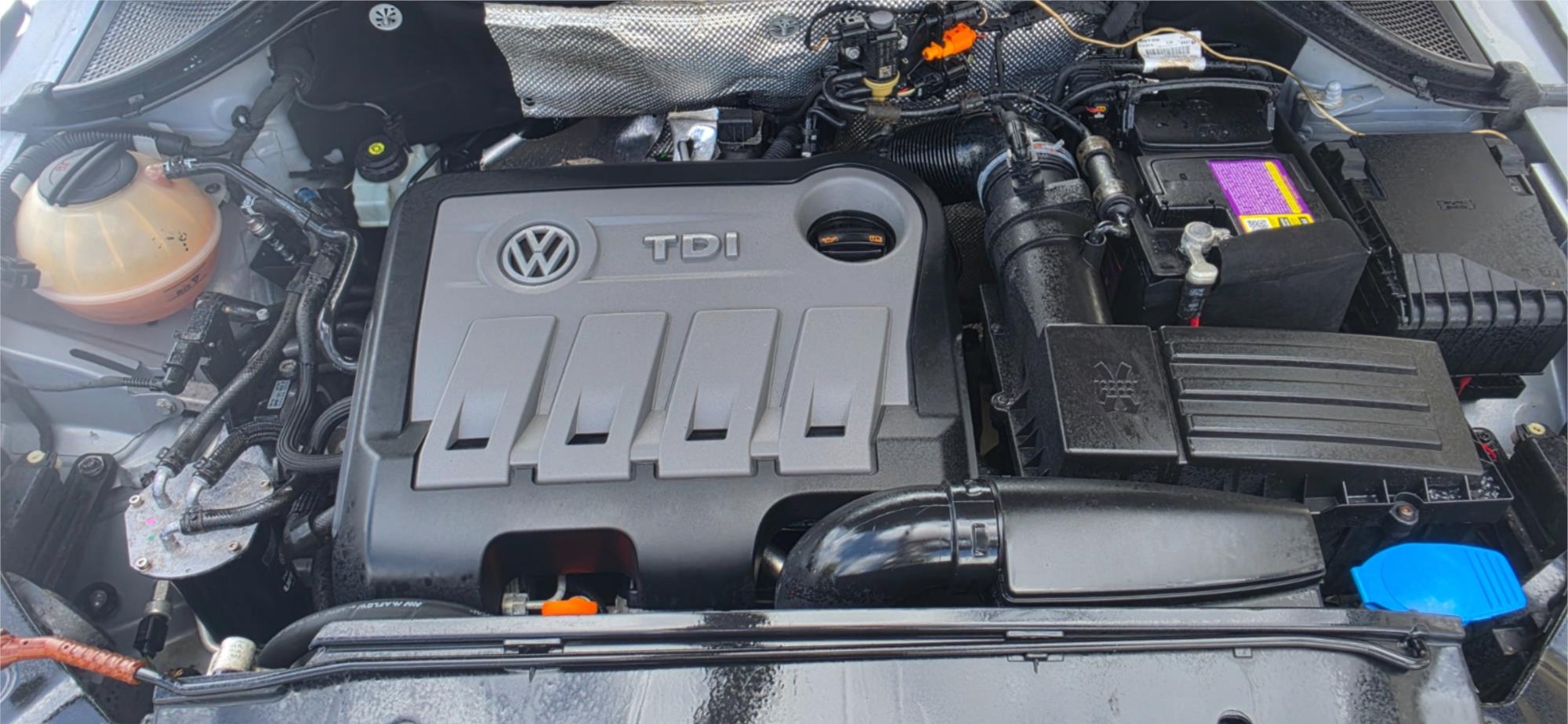 
								2012 Volkswagen Tiguan 103TDI full									