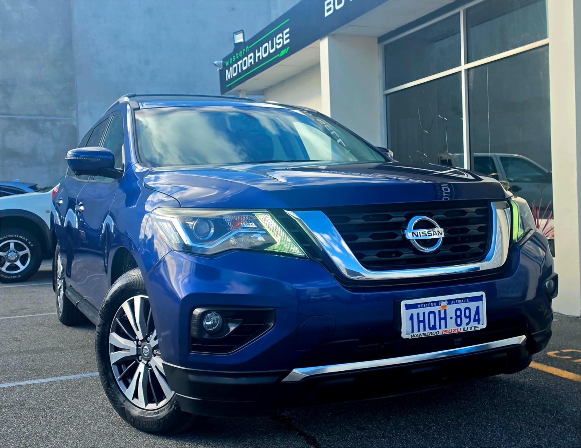 
								2017 Nissan Pathfinder ST-L full									