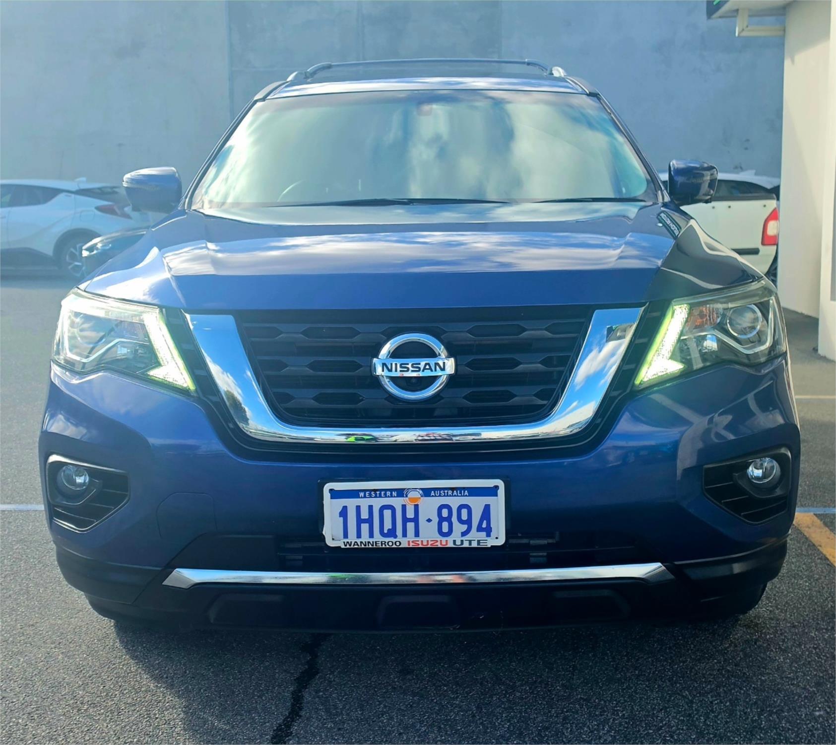 
								2017 Nissan Pathfinder ST-L full									