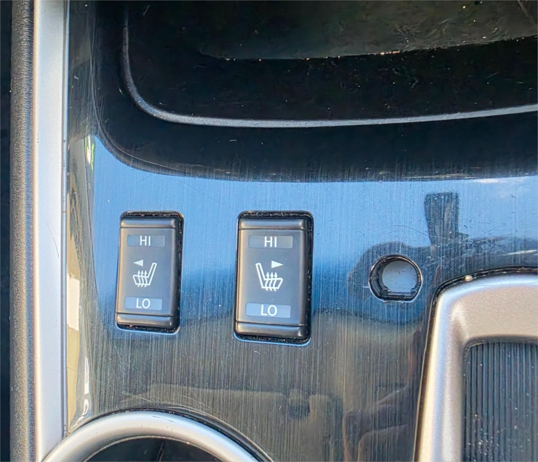 
								2017 Nissan Pathfinder ST-L full									