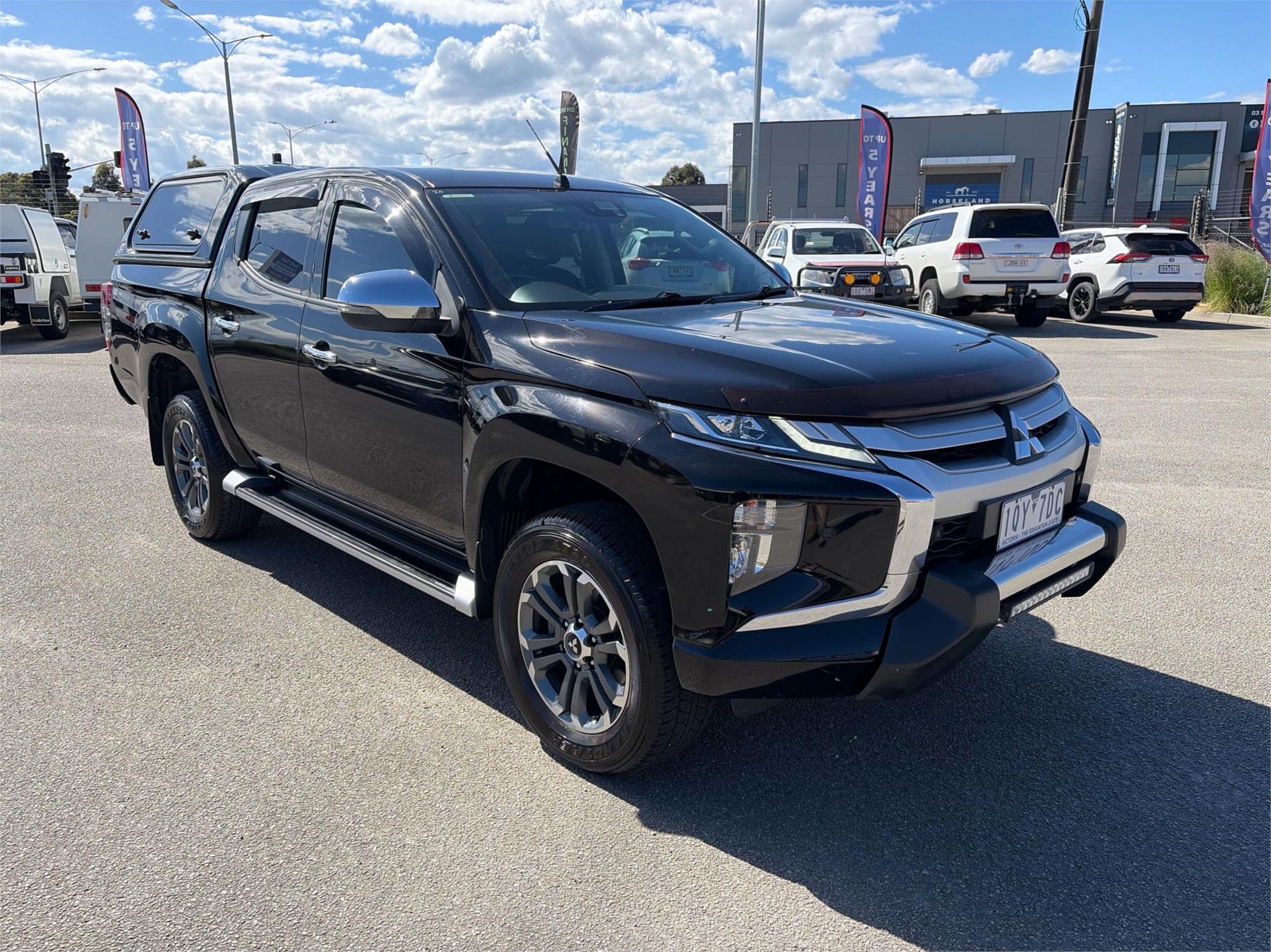 
								2019 Mitsubishi Triton GLS full									