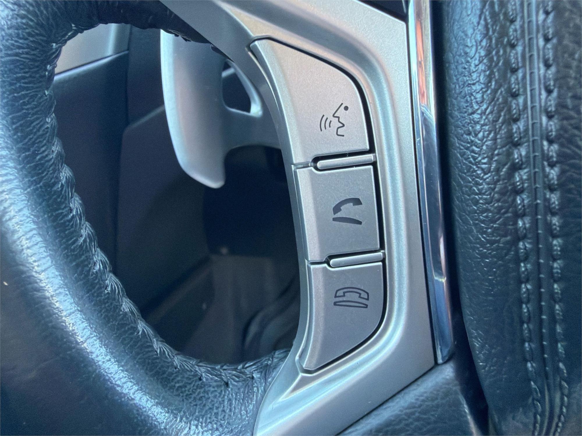 
								2019 Mitsubishi Triton GLS full									